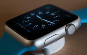 Porysowany ekran Apple Watch? Sprawdź, co możesz zrobić